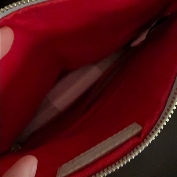 NWT Disney Dooney and Bourke Dumbo crossbody - Picture 4 of 5